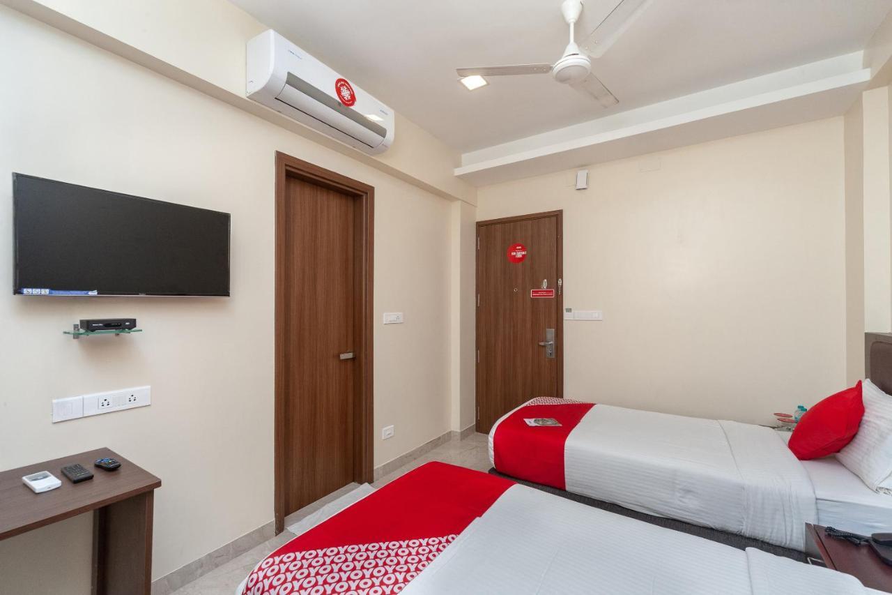 Capital O 17356 Cute Orange Service Apartments Chennai Exterior photo