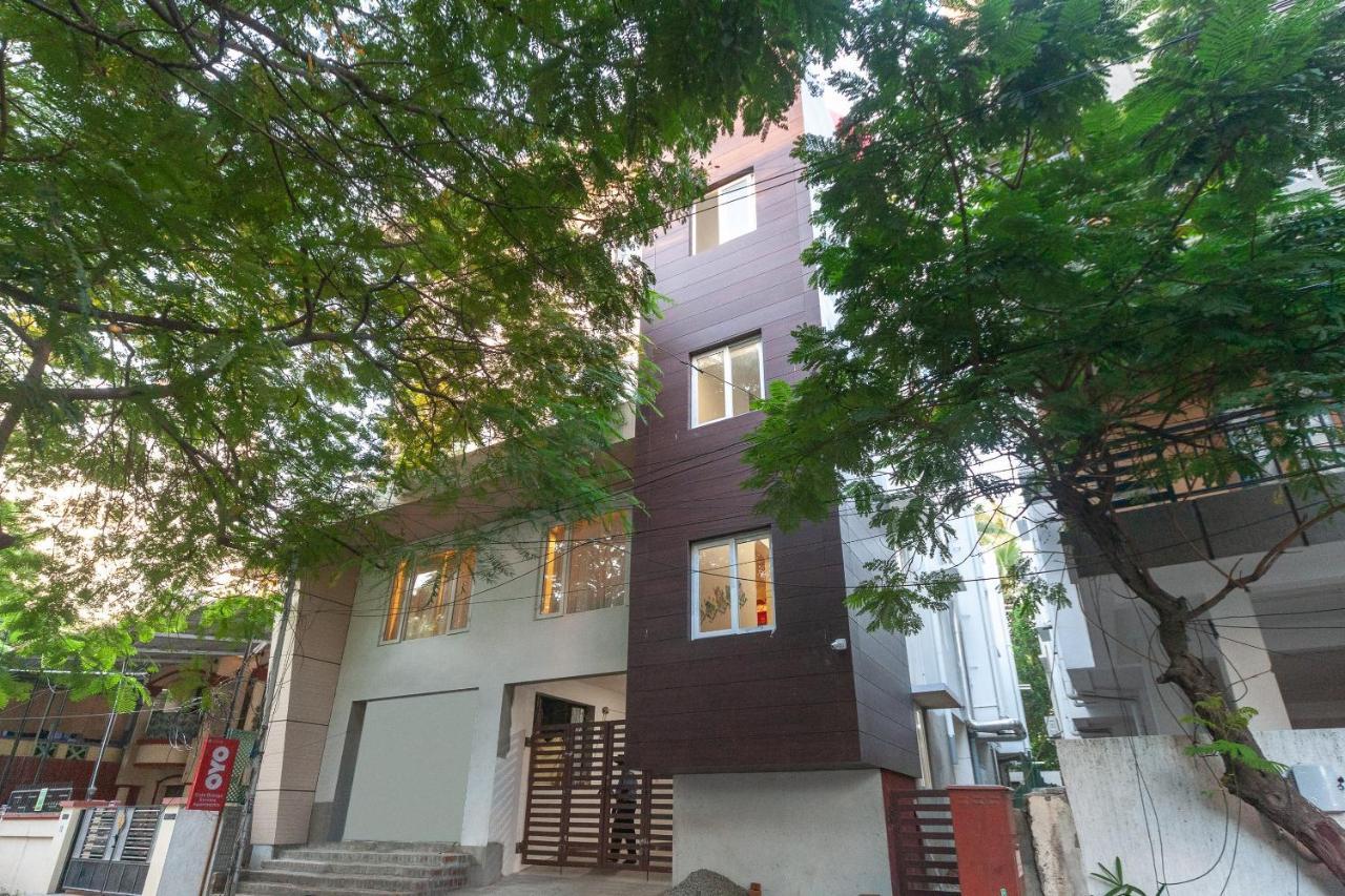 Capital O 17356 Cute Orange Service Apartments Chennai Exterior photo